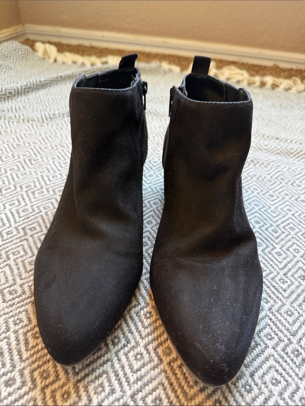 Old Navy Black Pointed Toe Ankle Booties - Picture 9 of 13